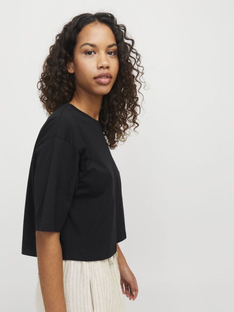 JXANDREA LOOSE SS CROPPED NOOS BLACK