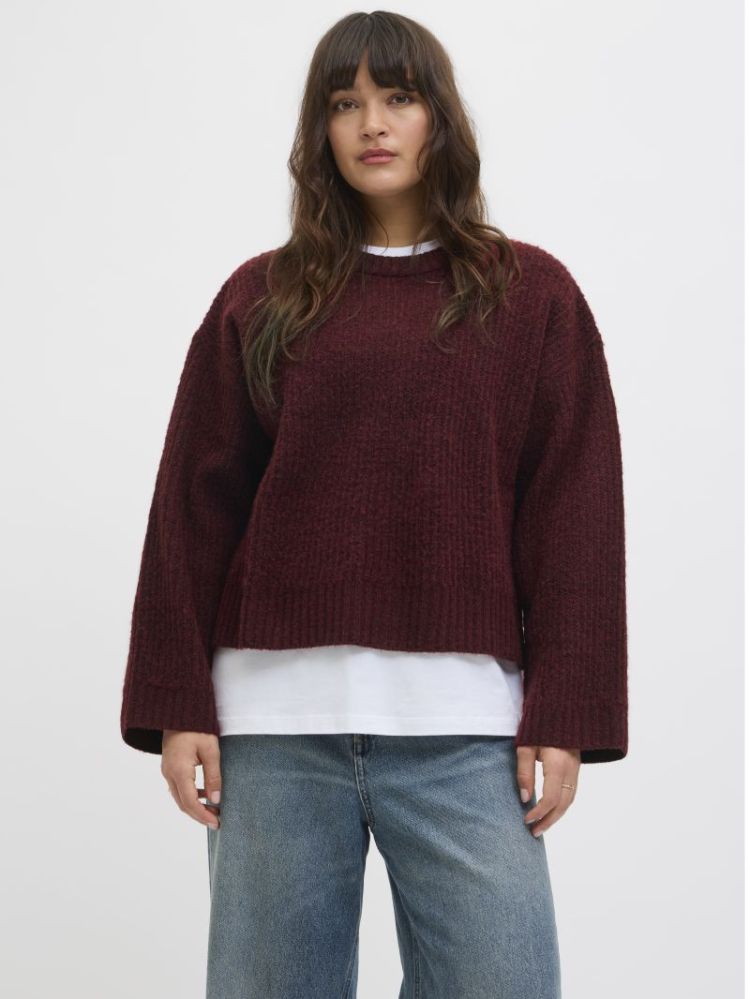 JXSIGGA DIVERSE CREW NECK KNT CABERNET