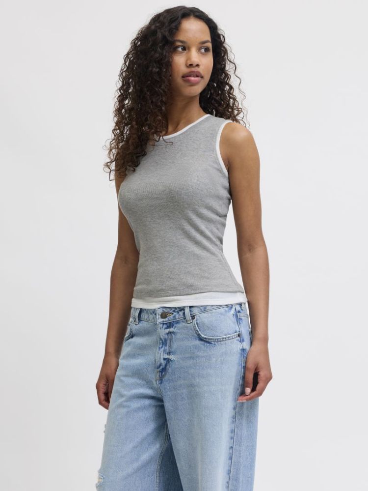 JXHENNA STR SL CONTRAST TOP LIGHT GREY MELA