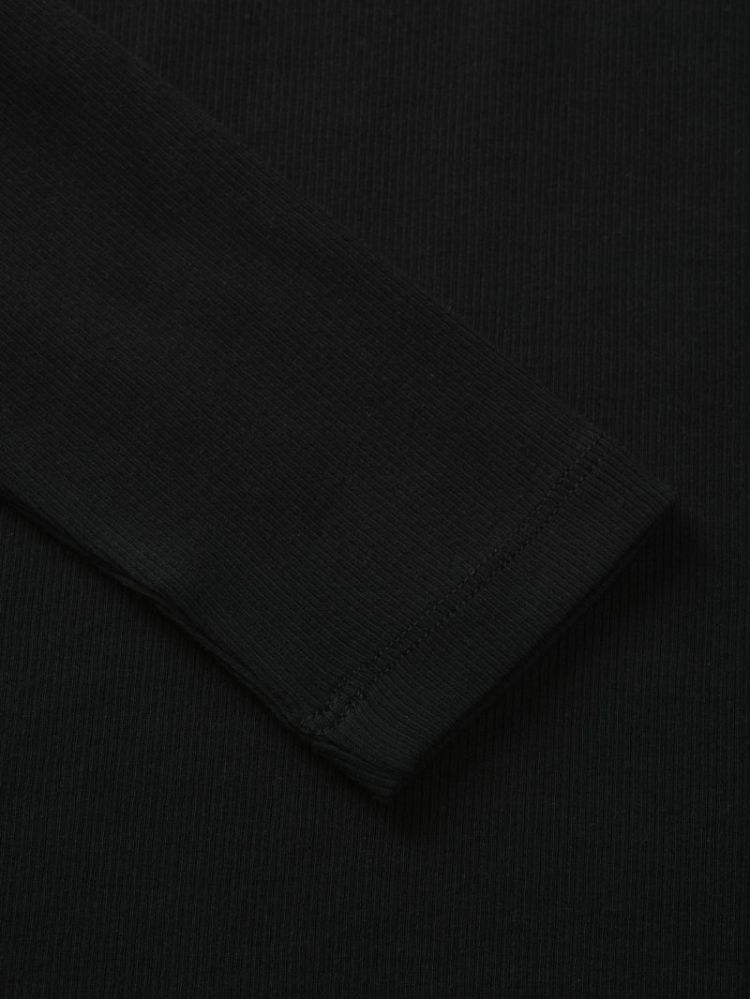 12280146 4795899 Black